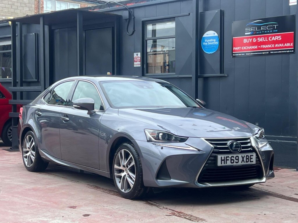 2019 Lexus IS