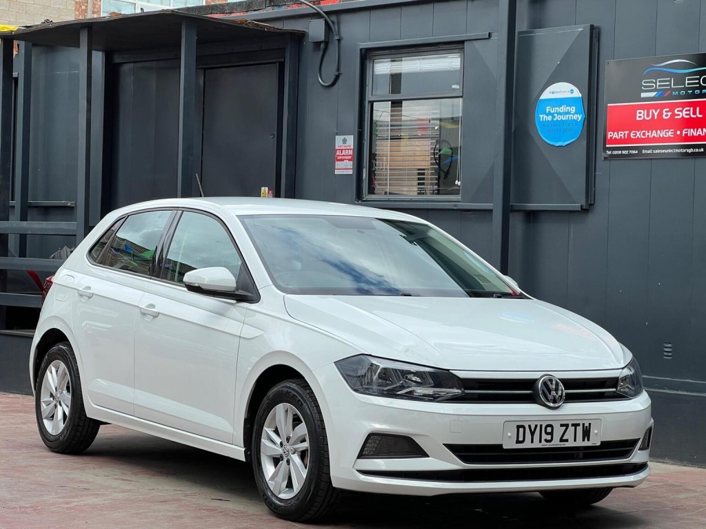 2019 Volkswagen POLO